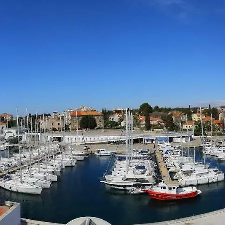 Zadractive - Perfect View But No Elevator 아파트 *