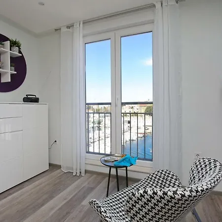 Zadractive - Perfect View But No Elevator * 자다르