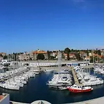 Zadractive - Perfect View But No Elevator Apartment *