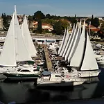 Διαμέρισμα Zadractive - Perfect View But No Elevator *